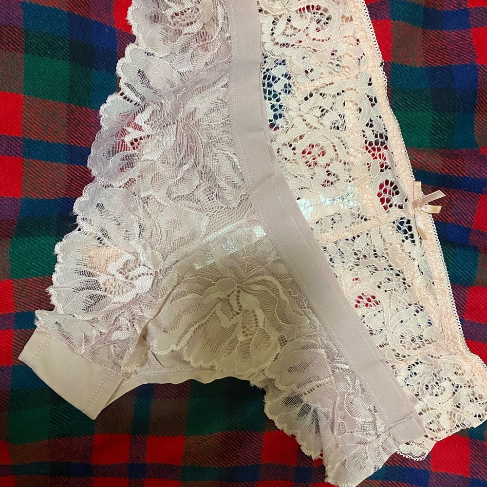 NEW Marilyn Monroe Lace Panties in Light Pink